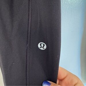 Lululemon black 7/8 women’s tight. Black, Size 4. Has pockets!